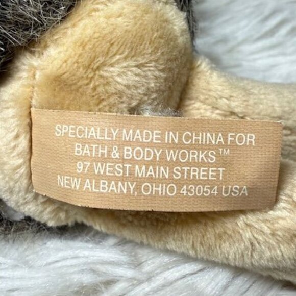 Bath & Body Works Exclusive Snow Bunny Bear Faux Fur Jacket Ornament - Picture 9 of 10